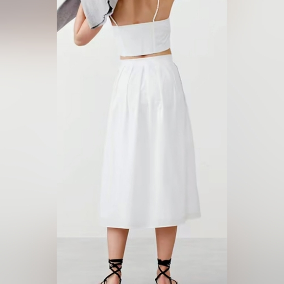 Banana Republic Poplin Midi Skirt - Picture 3 of 7